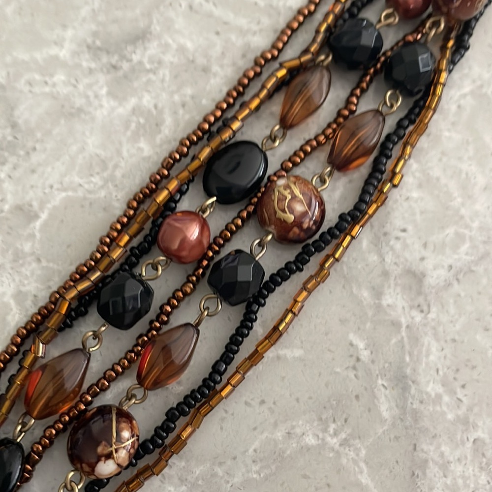 Warm color beaded bracelet - Picture 3 of 3